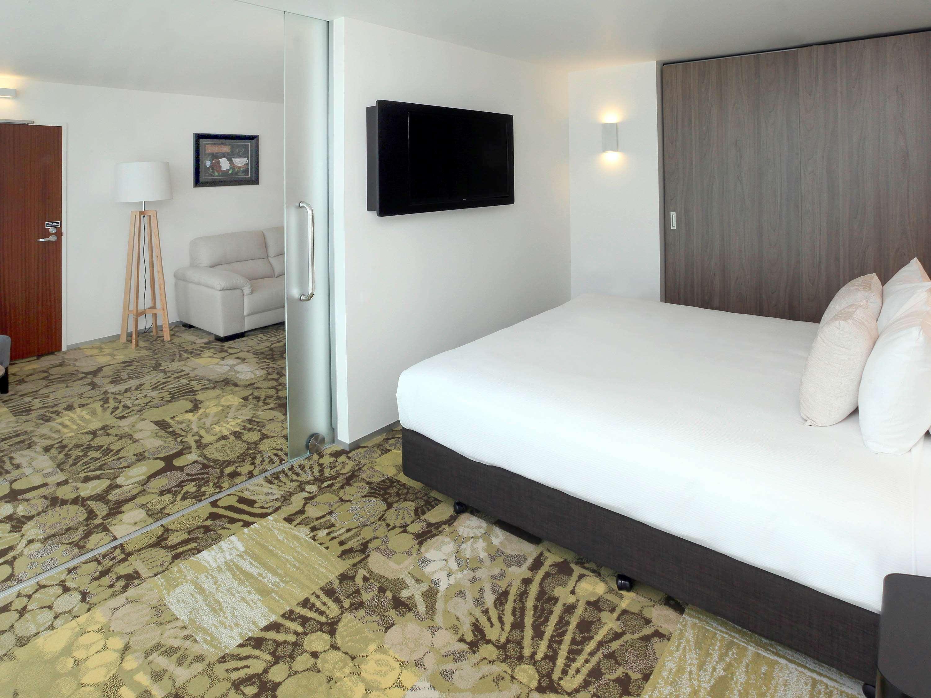 Novotel New Plymouth Taranaki Exterior photo